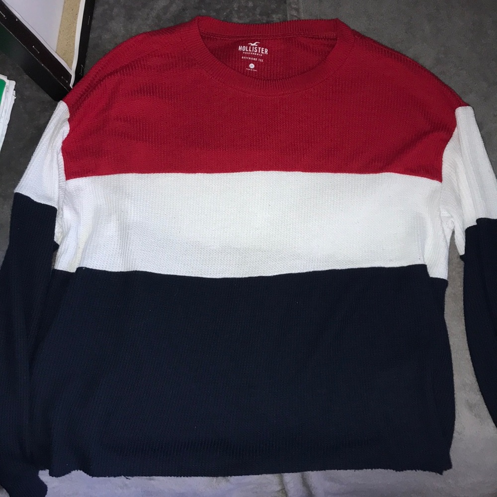 Hollister sweater